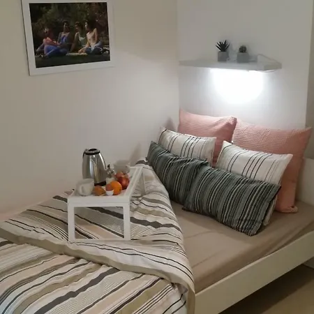 Smart * Anabolu